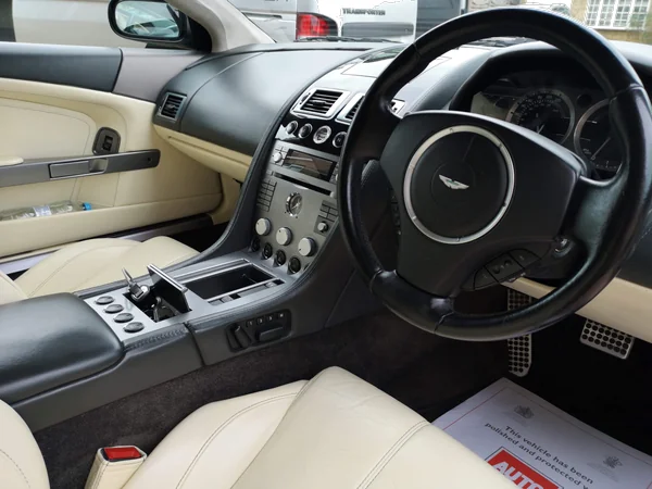 aston martin db9 db9-coupe interior